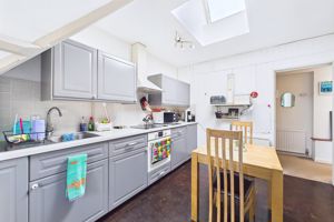 Kitchen - click for photo gallery